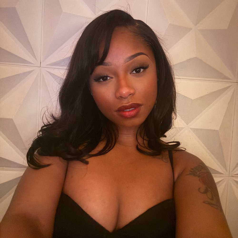 Meet your Posher, Lanika